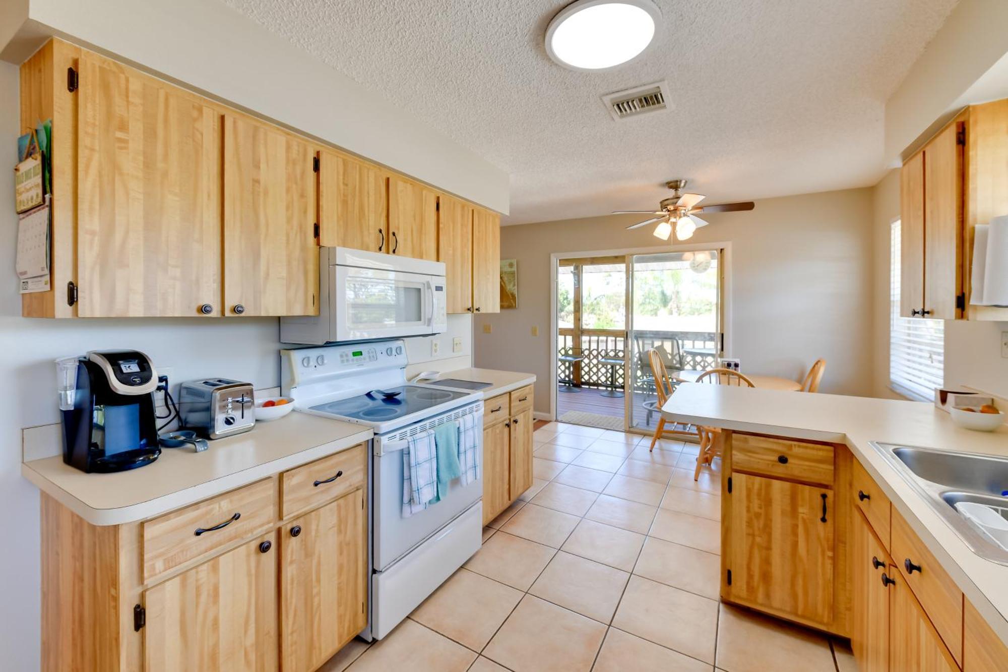 Coastal Oasis With Shared Pool, 2 Mi To Beach! Englewood Exterior foto